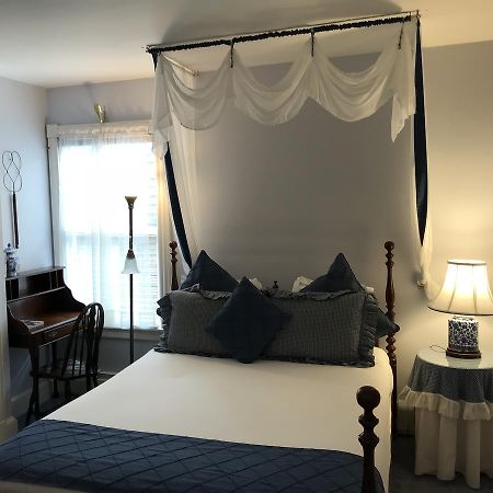 Cleveland House Inn Tour de Tour de Newport Extérieur photo